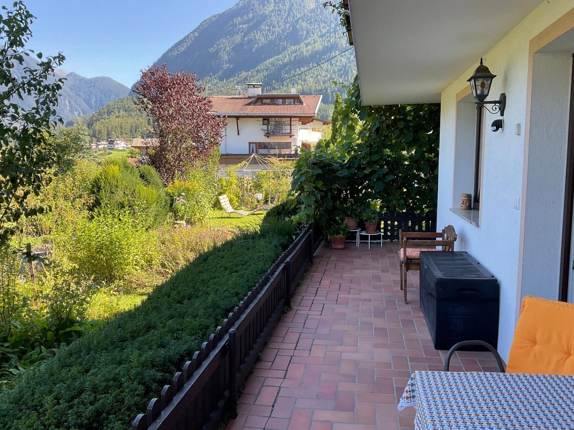Comfortable Apartment In A Beautiful Surrounding Sautens Exterior photo