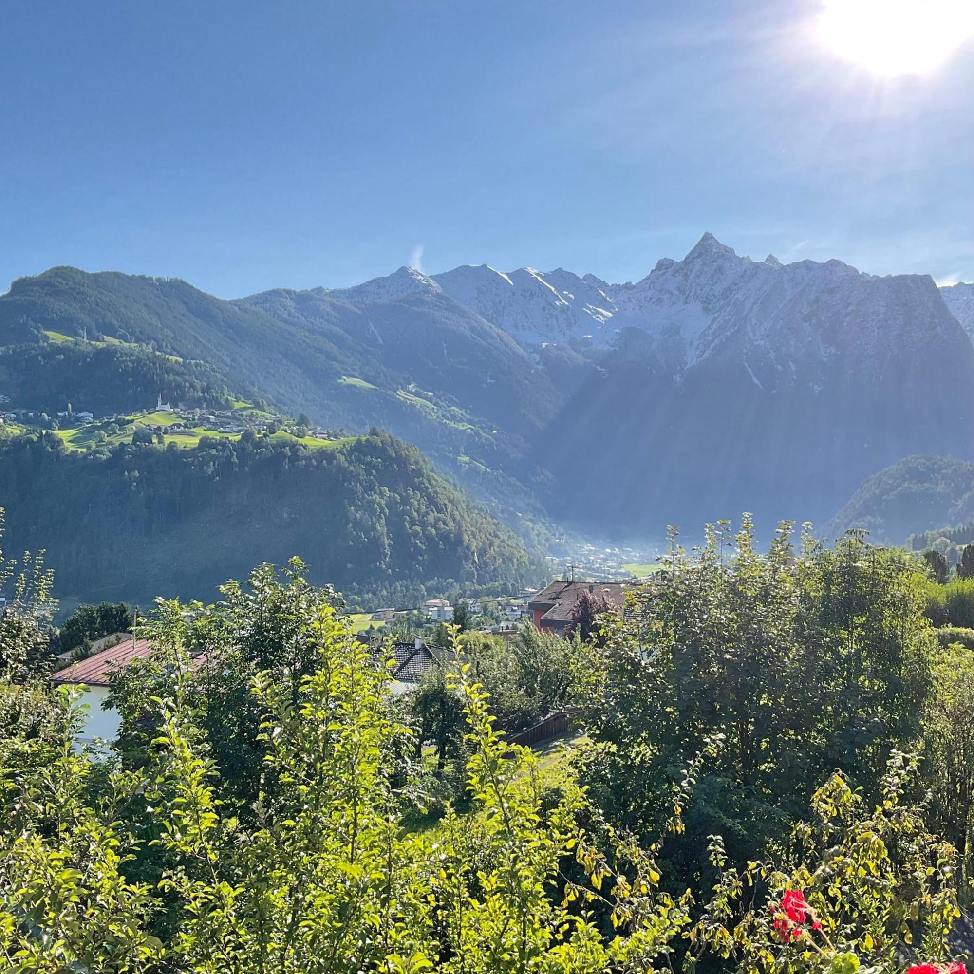 Comfortable Apartment In A Beautiful Surrounding Sautens Exterior photo